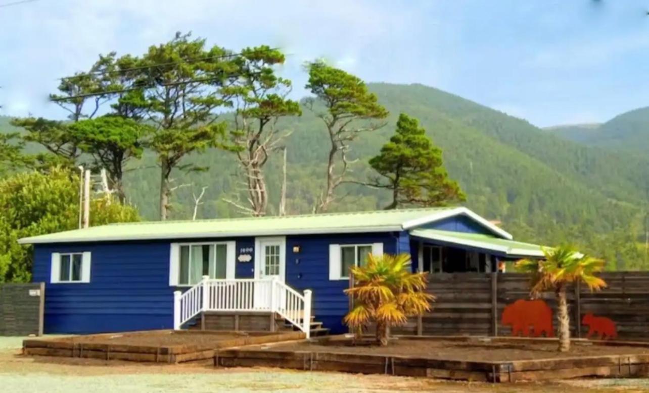 Сasa de vacaciones Tiki Escape W/ Amazing Mountain And Marsh Backdrop *
